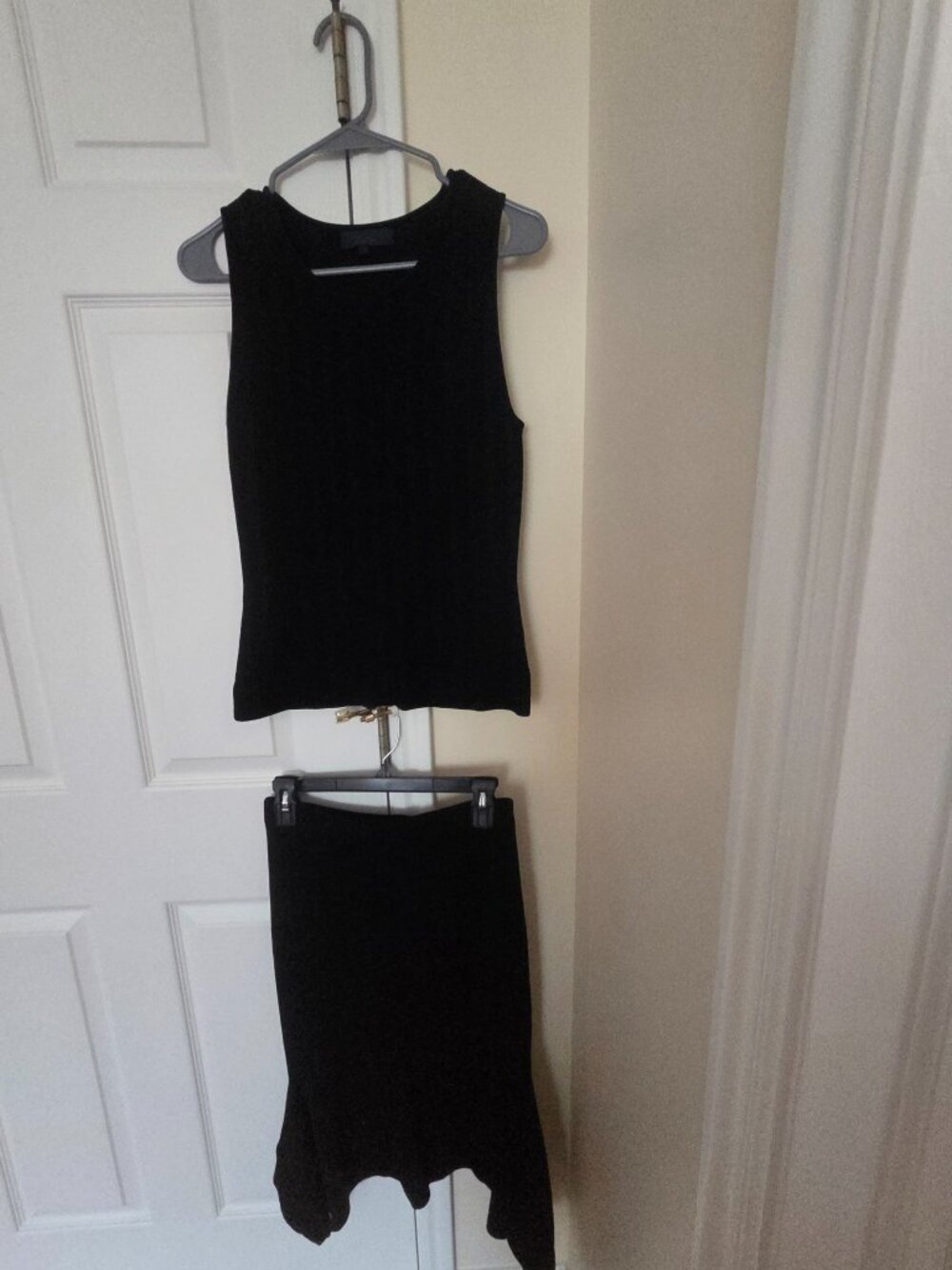 Rachel Rachel Roy Black Knit Tank & Asymmetrical Midi Skirt Set S